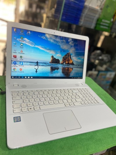 Pc Portable ASUS Core i5 Génération 7 Disc Dur 128Go SSD RAM 8Go Batterie 3H