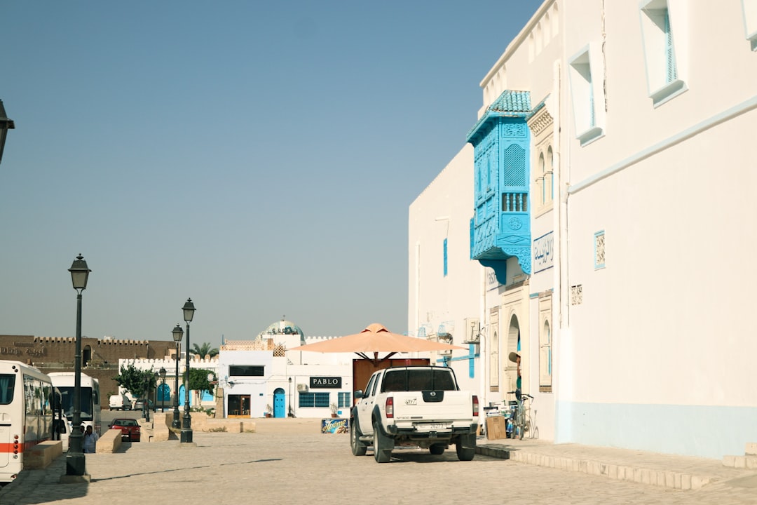 احتيال سيارات مستعملة المغرب: كيف تتجنب نصب السيارات في طنجة 2026